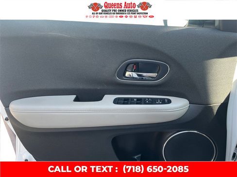 Used 2022 Honda HR-V EX image 23