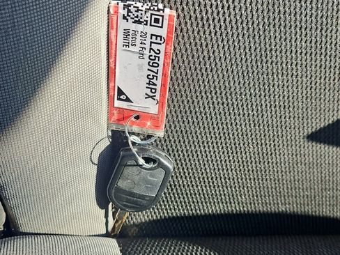 Used 2014 Ford Focus SE image 15