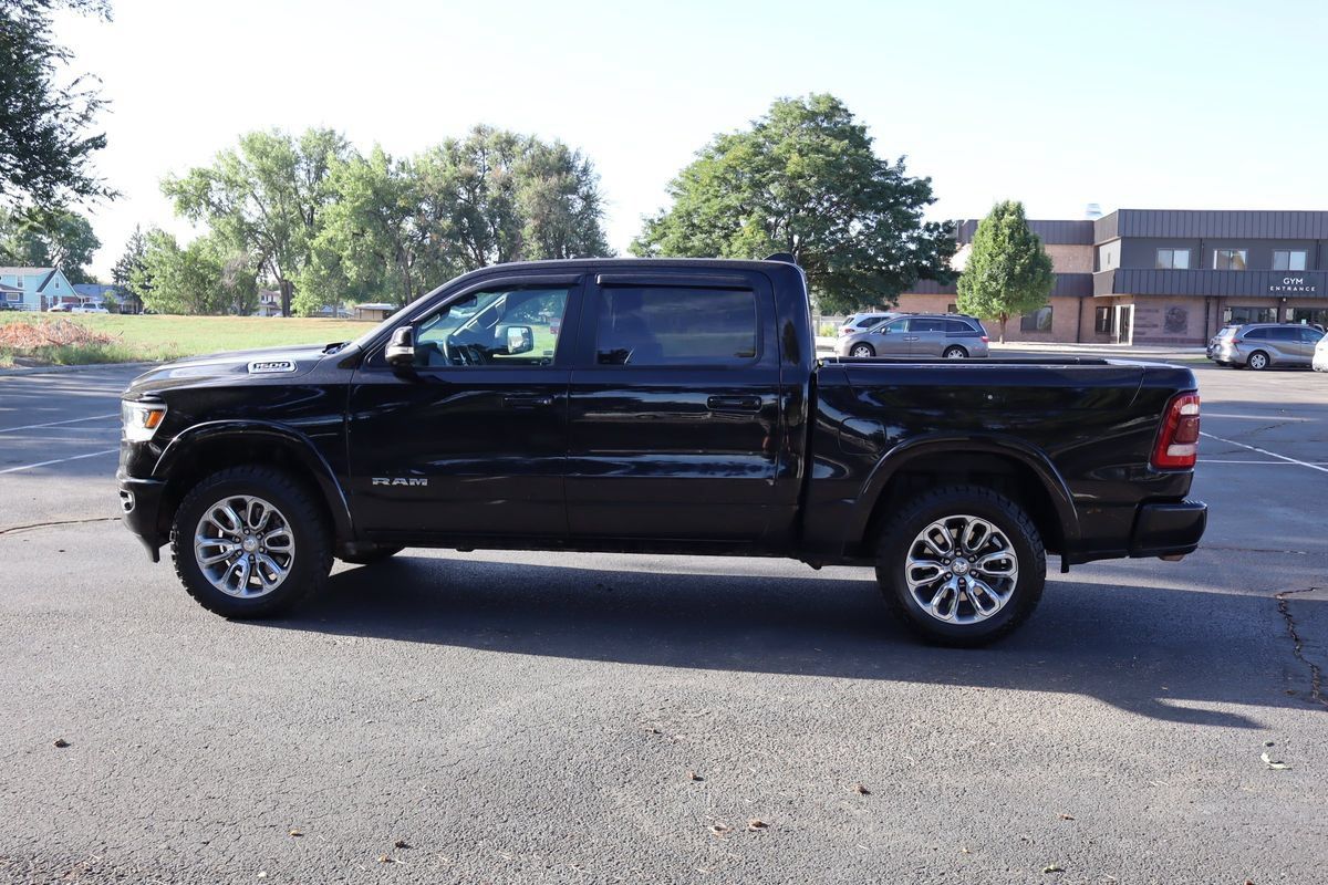 Used 2019 RAM 1500 Laramie w/ Sport Appearance Package AWD/4WD image 9