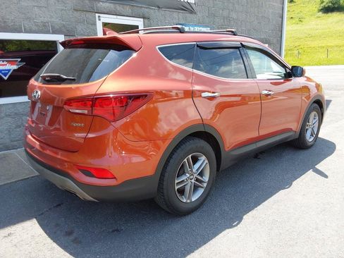 Used 2017 Hyundai Santa Fe Sport FWD image 3
