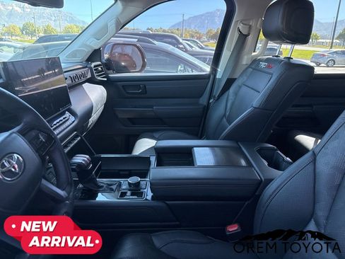 Used 2023 Toyota Sequoia TRD Pro AWD/4WD image 10