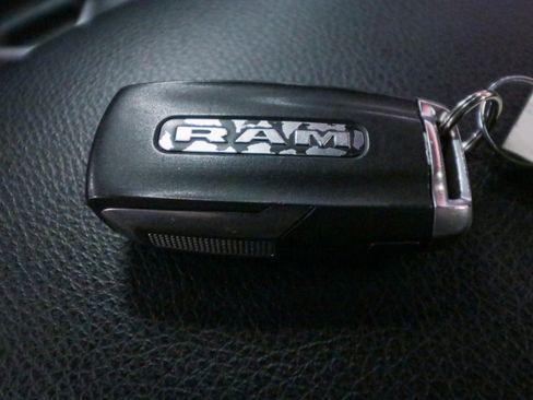 Used 2021 RAM 1500 Big Horn image 20