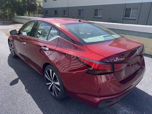 Used 2019 Nissan Altima 2.5 Platinum image 6