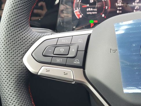 New 2026 Volkswagen GTI SE FWD image 11
