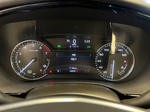 Used 2021 Cadillac XT5 Premium Luxury FWD image 22