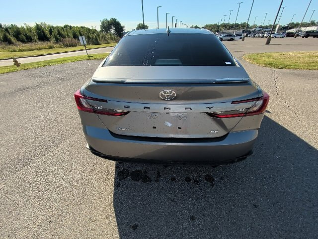 Used 2026 Toyota Camry SE w/ Convenience Package FWD image 6