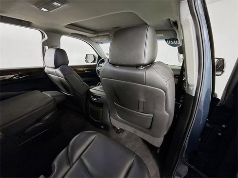 Used 2020 Cadillac Escalade Luxury image 29
