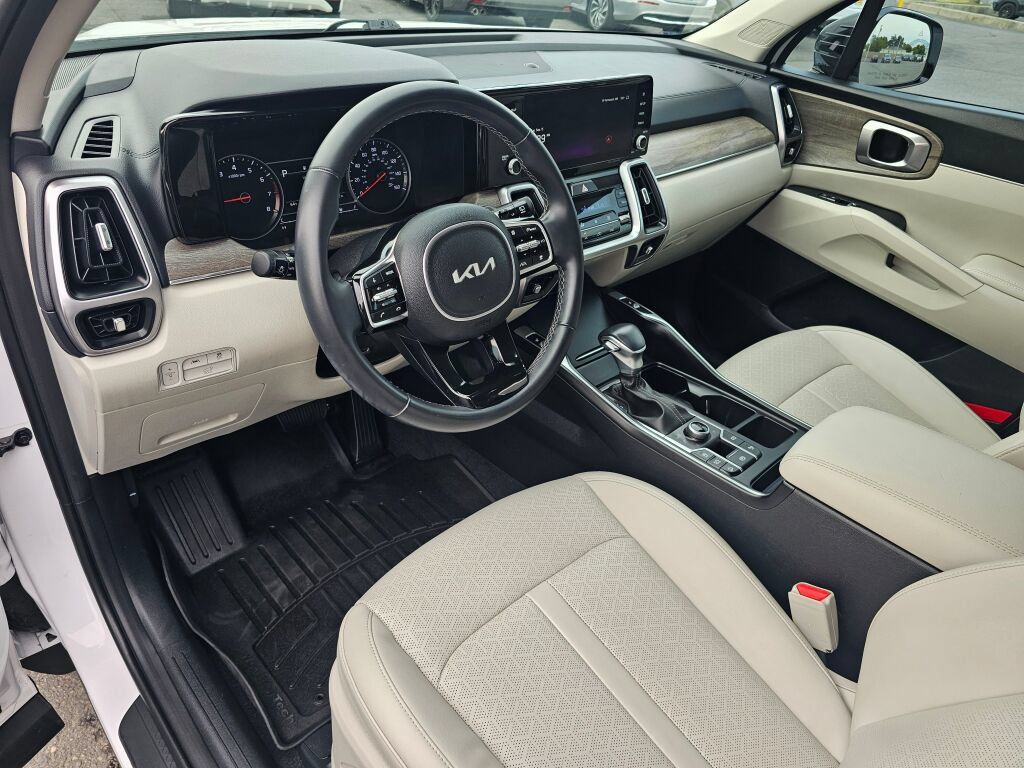 Used 2023 Kia Sorento X-Line EX AWD/4WD image 2