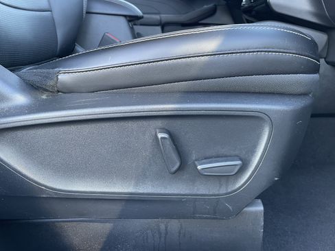 Used 2024 Ford Escape Platinum image 41