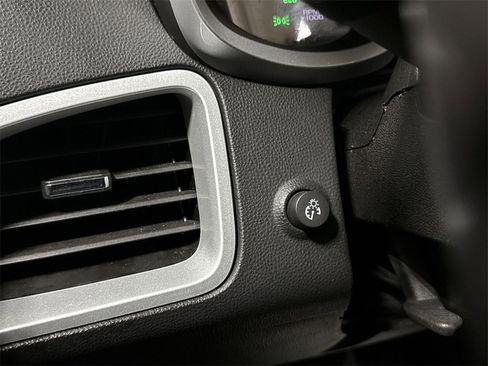 Used 2011 Chevrolet Equinox LT w/ Chrome Appearance Package image 17