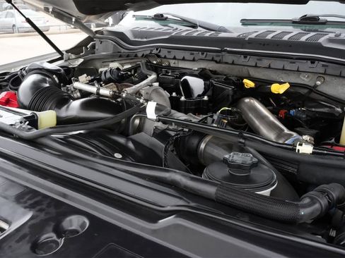 Used 2019 Ford F250 Lariat w/ Lariat Ultimate Package image 24