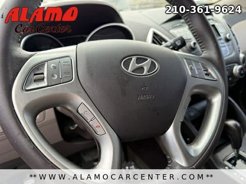 Used 2012 Hyundai Tucson GLS image 27