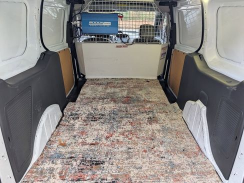 Used 2015 Ford Transit Connect XL image 24