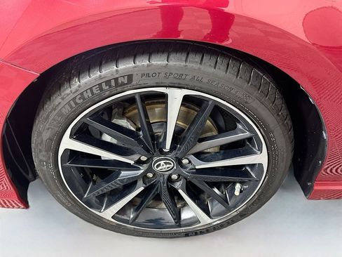 Used 2018 Toyota Camry XSE image 31