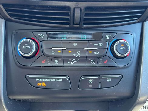 Used 2018 Ford Escape SEL AWD/4WD image 10