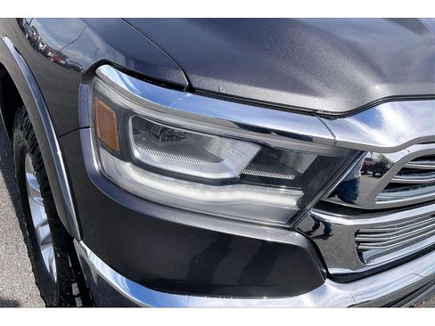 Used 2019 RAM 1500 Laramie AWD/4WD image 29