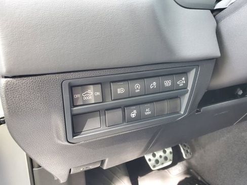 New 2026 Toyota Tundra Platinum AWD/4WD image 22