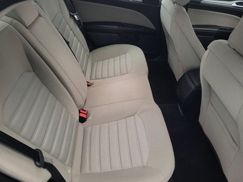 Used 2018 Ford Fusion S image 19