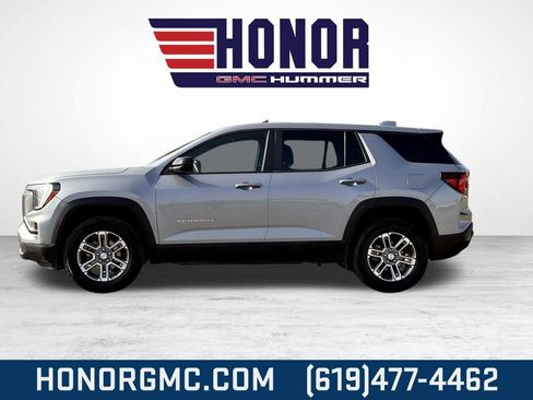 Used 2025 GMC Terrain Elevation image 6