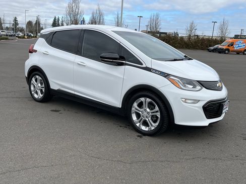 Used 2021 Chevrolet Bolt LT image 7