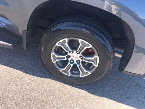 Used 2019 Chevrolet Silverado 1500 LT w/ All-Star Edition image 8