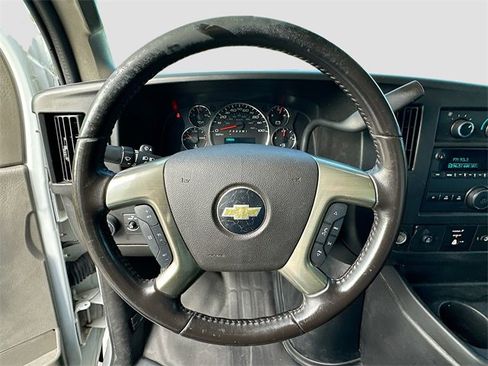 Used 2019 Chevrolet Express 3500 Extended w/ Power Convenience Package image 11