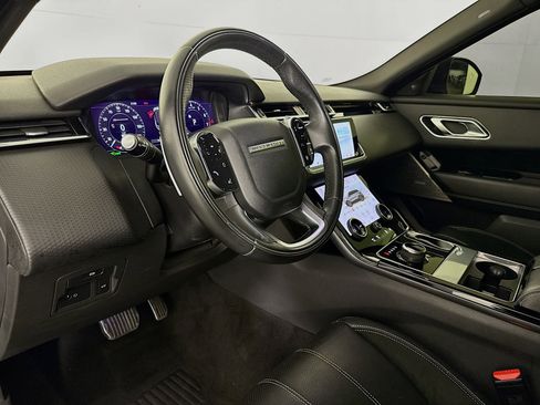 Used 2018 Land Rover Range Rover Velar R-Dynamic SE image 22