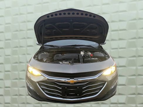 Used 2024 Chevrolet Malibu LS w/ Driver Confidence Package image 32