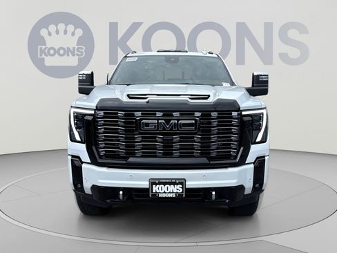 New 2026 GMC Sierra 2500 Denali Ultimate w/ Max Trailering Package AWD/4WD image 7
