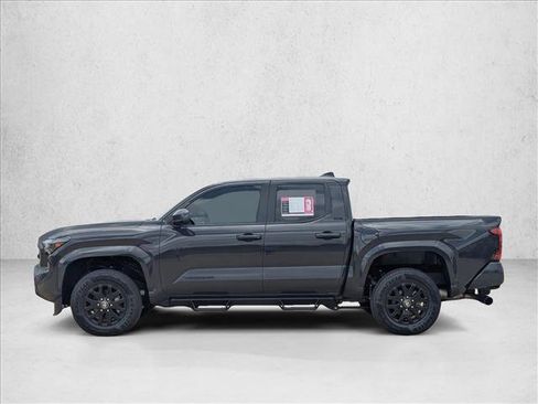 Used 2025 Toyota Tacoma SR5 AWD/4WD image 8