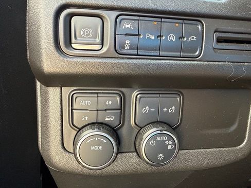 Used 2022 Chevrolet Tahoe LS w/ Driver Alert Package AWD/4WD image 11