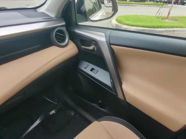 Used 2017 Toyota RAV4 XLE w/ All Weather Liner Package AWD/4WD image 18