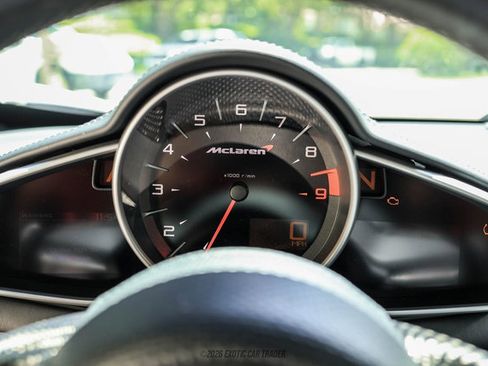 Used 2014 McLaren MP4-12C Spider RWD image 55