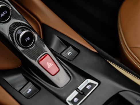 Used 2022 Ferrari 812 GTS RWD image 76