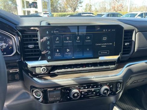 Used 2026 Chevrolet Silverado 1500 LT Trail Boss w/ Convenience Package II image 22