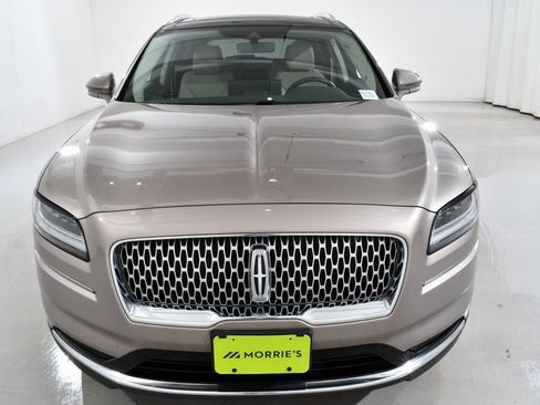 Used 2021 Lincoln Nautilus Reserve image 3