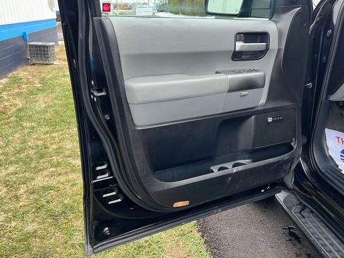 Used 2010 Toyota Sequoia Limited image 8