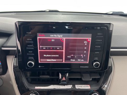 Used 2022 Toyota Corolla Cross L AWD/4WD image 12