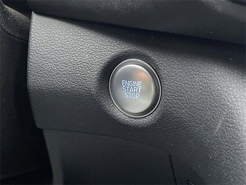 Used 2022 Hyundai Santa Fe SEL image 25