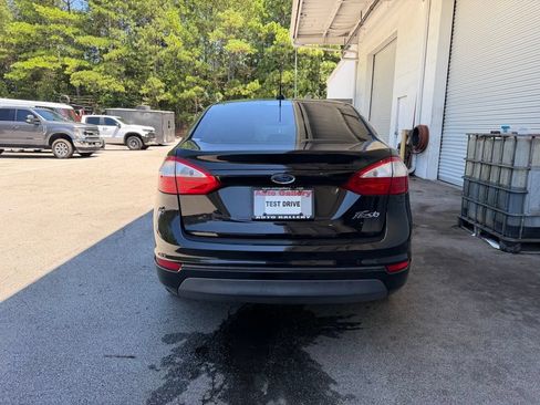 Used 2018 Ford Fiesta S FWD image 5