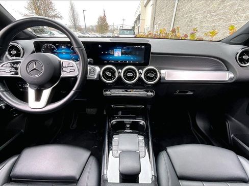 Certified 2021 Mercedes-Benz GLB 250 4MATIC image 15