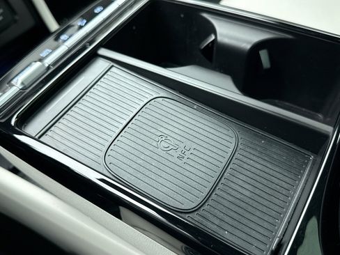 Used 2025 Hyundai Tucson Limited image 18