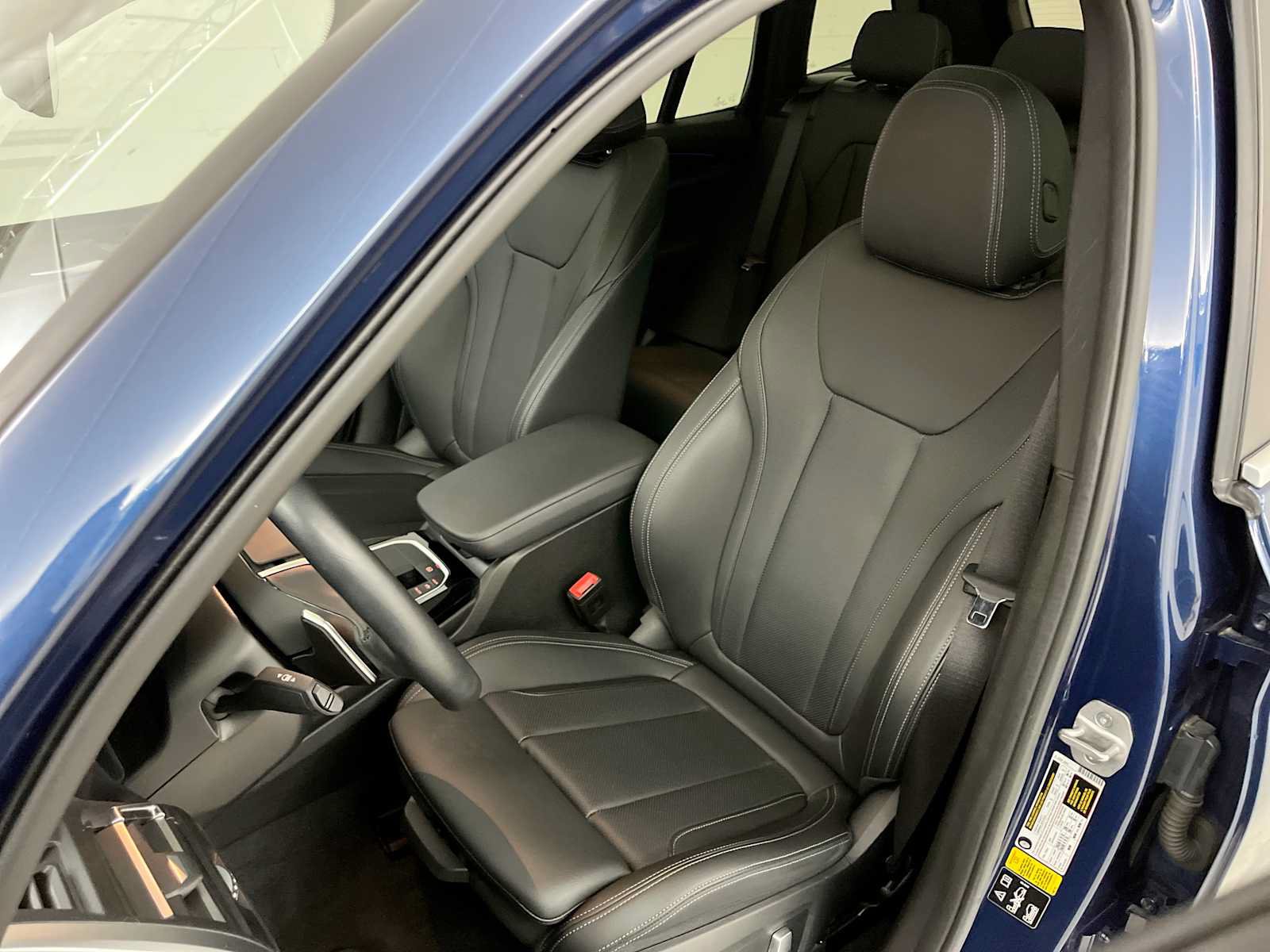 Used 2023 BMW X3 xDrive30i w/ Convenience Package w/ZPA AWD/4WD image 19