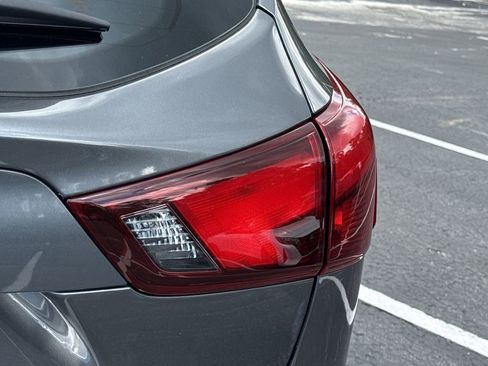 Certified 2019 Nissan Rogue Sport SV FWD image 19