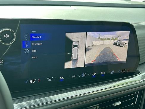 Used 2025 Chevrolet Suburban RST image 14