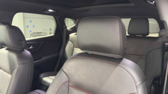 Used 2020 Chevrolet Blazer RS FWD image 25