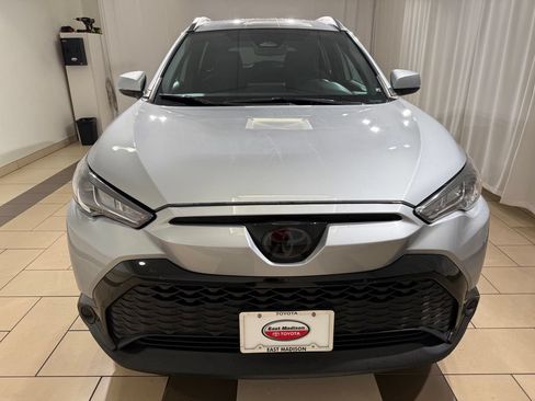 Certified 2024 Toyota Corolla Cross AWD Hybrid image 8