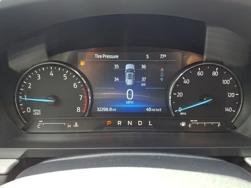 Used 2022 Ford Explorer XLT w/ Equipment Group 202A image 24