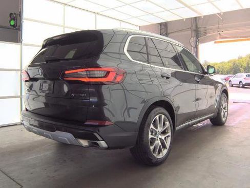 Used 2023 BMW X5 xDrive40i w/ Premium Package AWD/4WD image 5