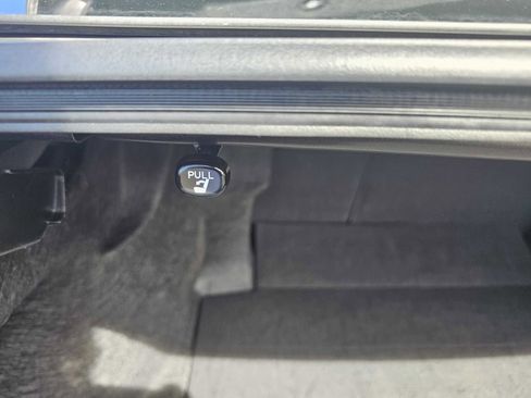 Used 2023 Toyota Camry SE image 30